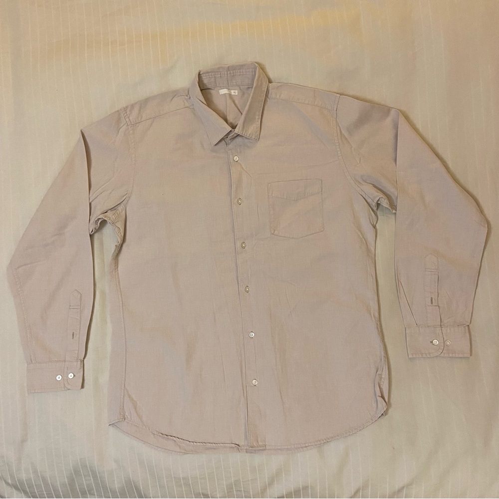 GU long sleeve collared w/ open pocket sz XL